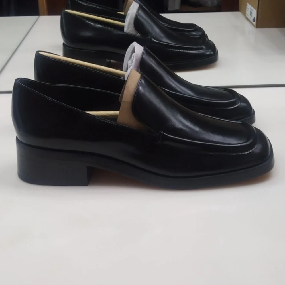 VINCE DORIS BLACK LEATHER SLIP-ON LOAFERS NWT $350